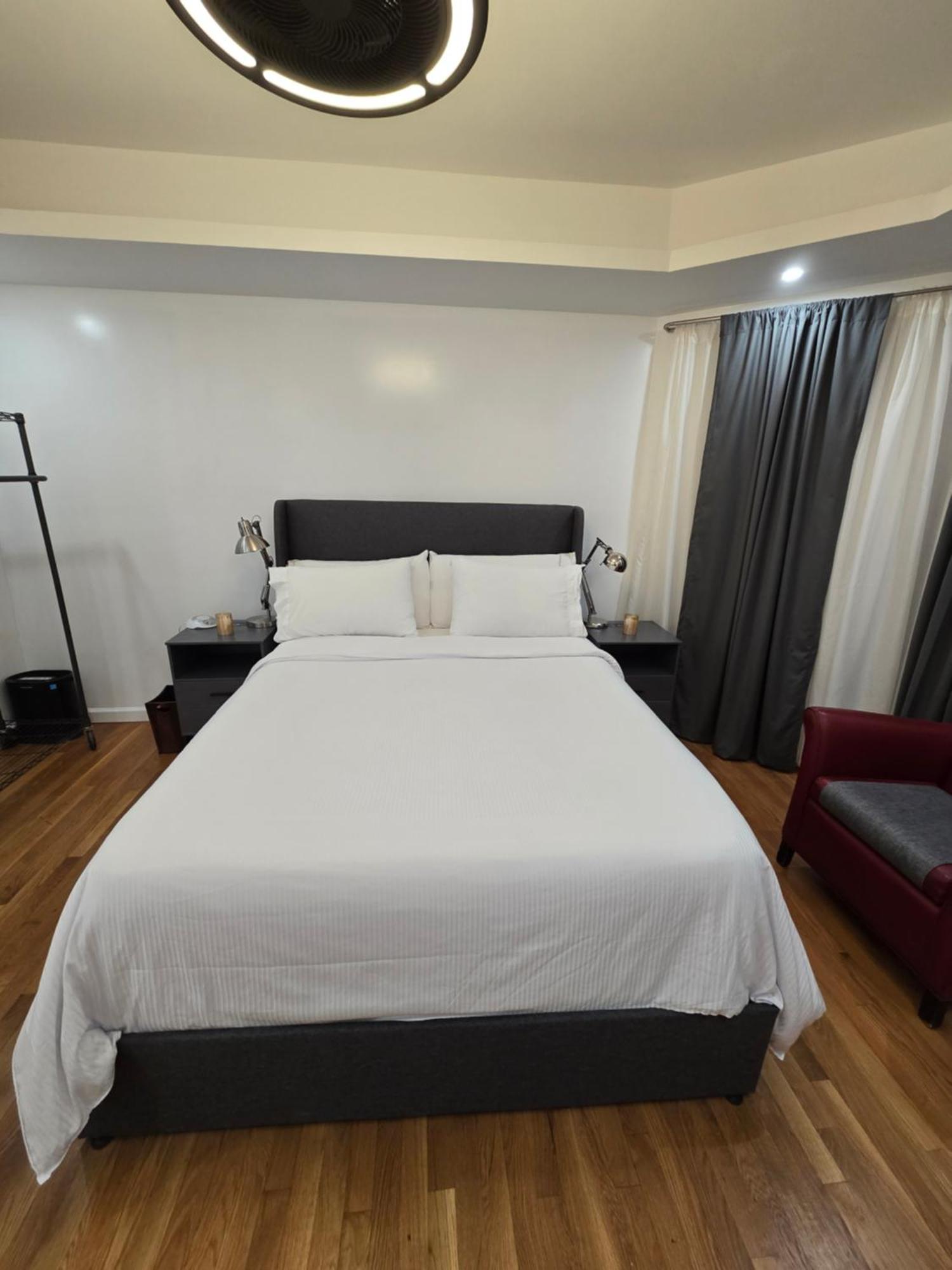 Beautiful Boston Bedroom - New Renovation Zewnętrze zdjęcie