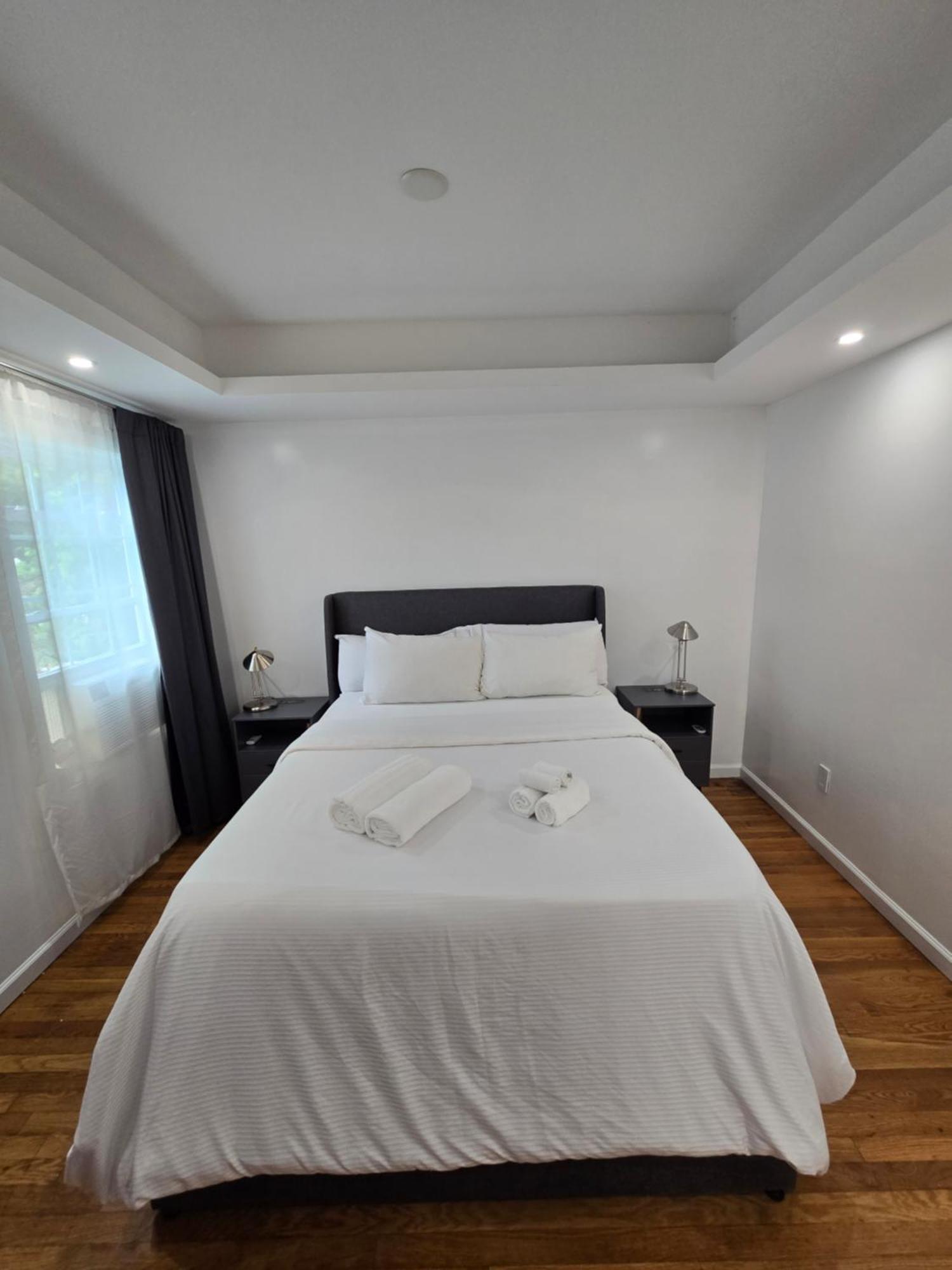 Beautiful Boston Bedroom - New Renovation Zewnętrze zdjęcie